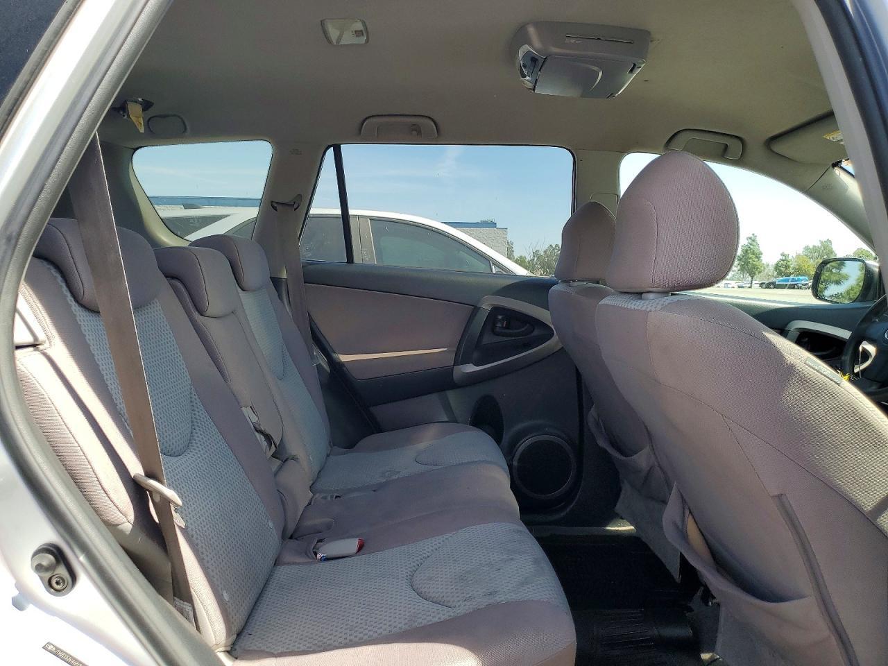2006 TOYOTA RAV4