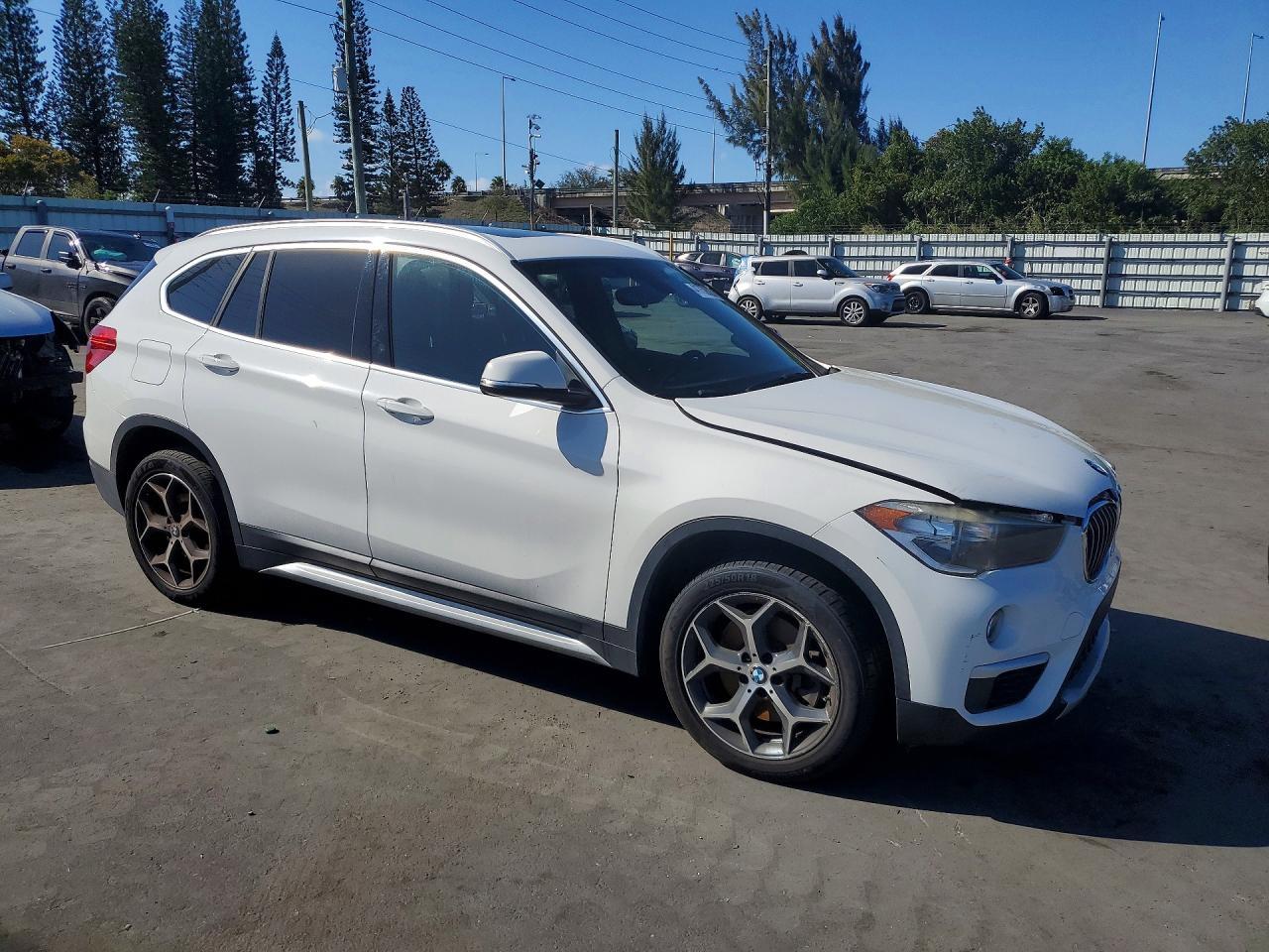 2018 BMW X1