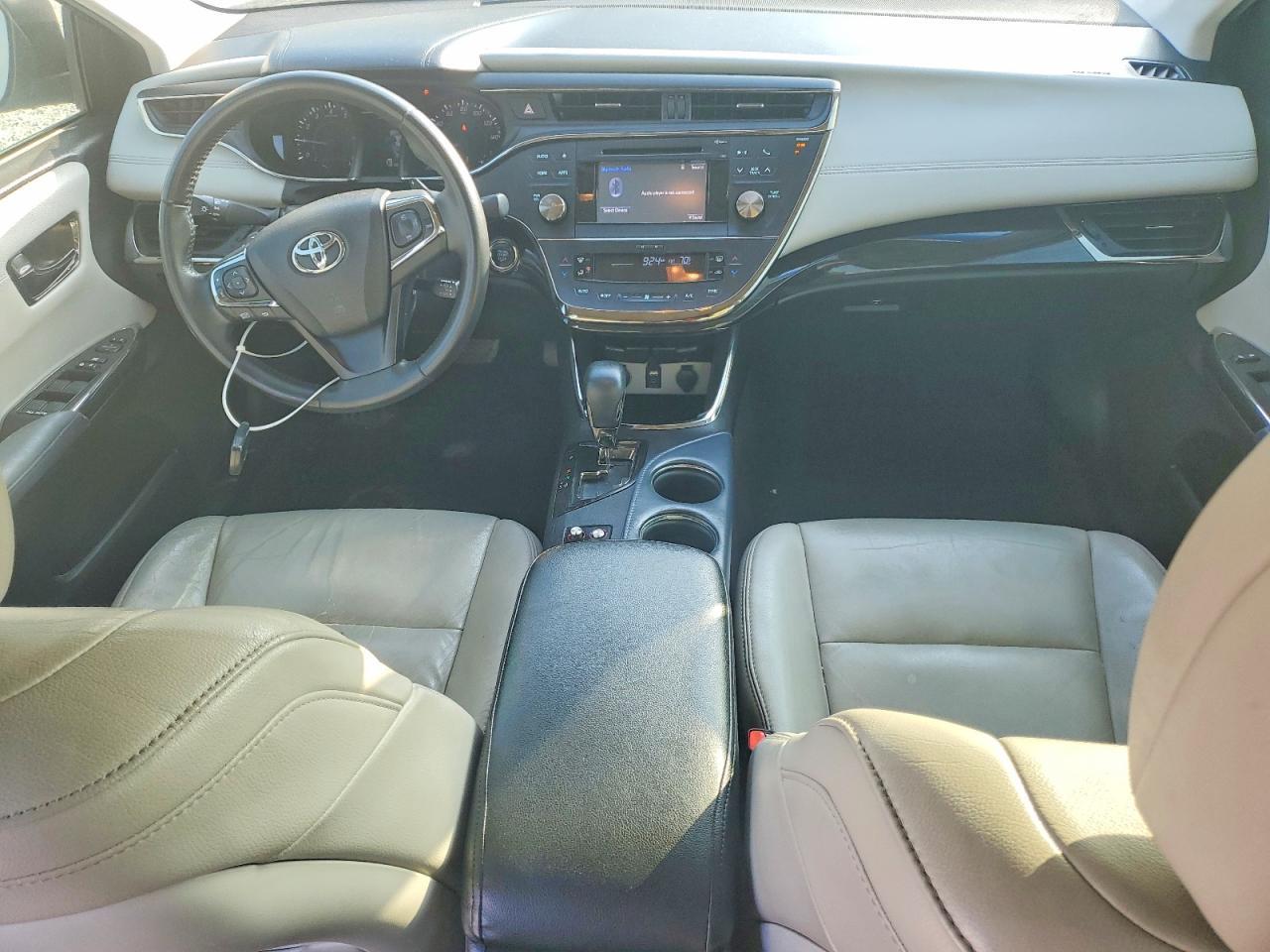 2015 TOYOTA Avalon