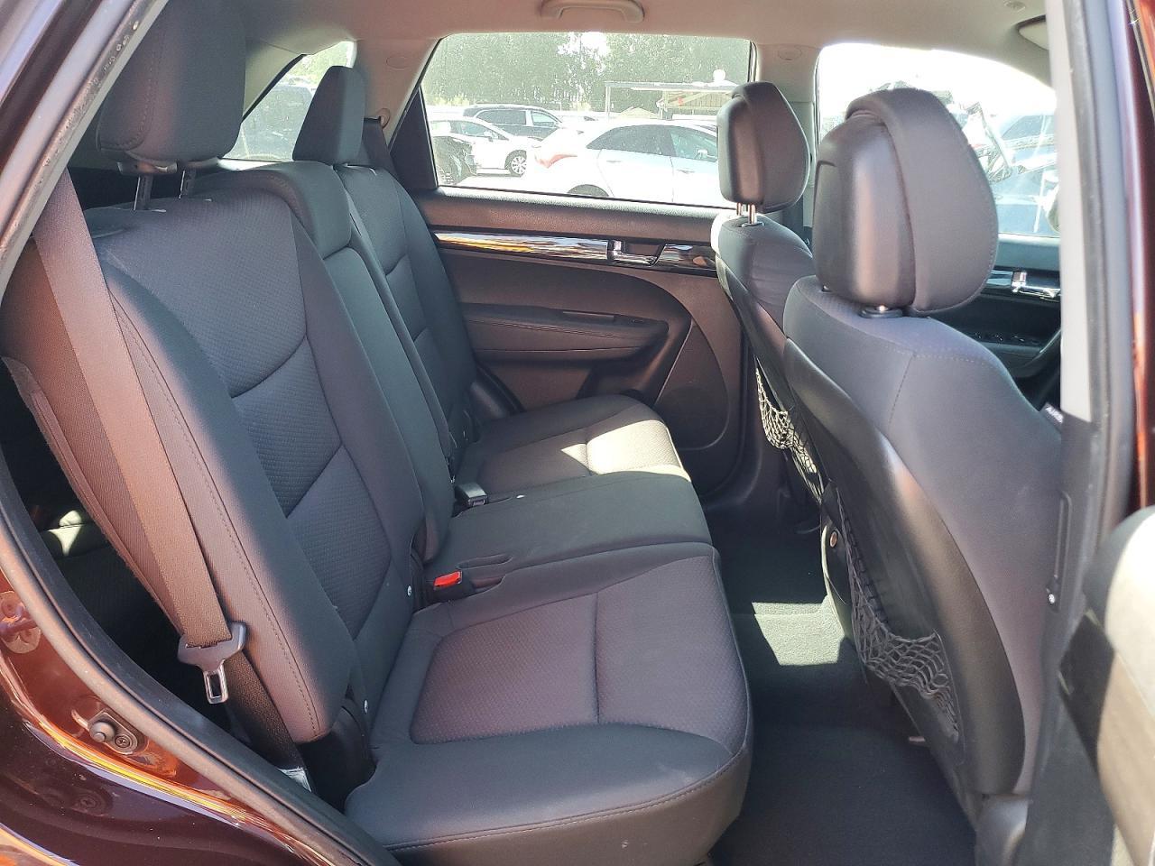 2011 KIA SORENTO