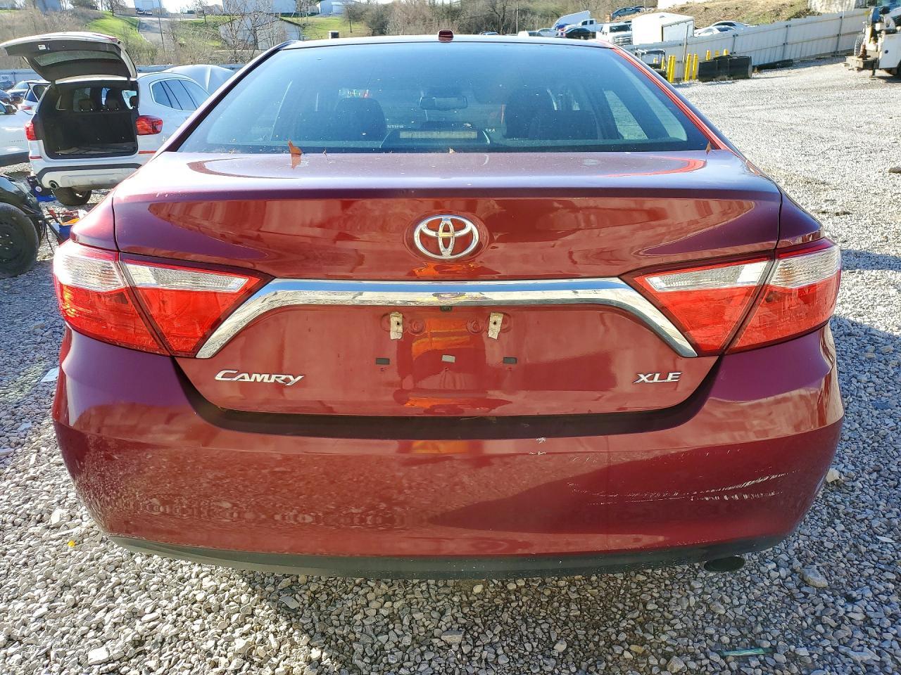 2016 TOYOTA CAMRY