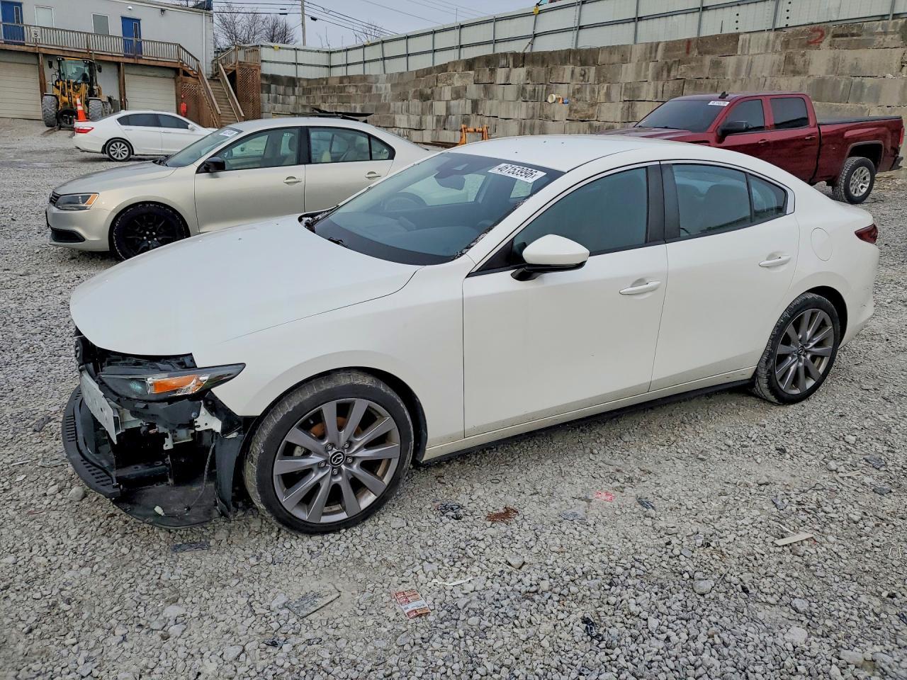 2020 MAZDA 3