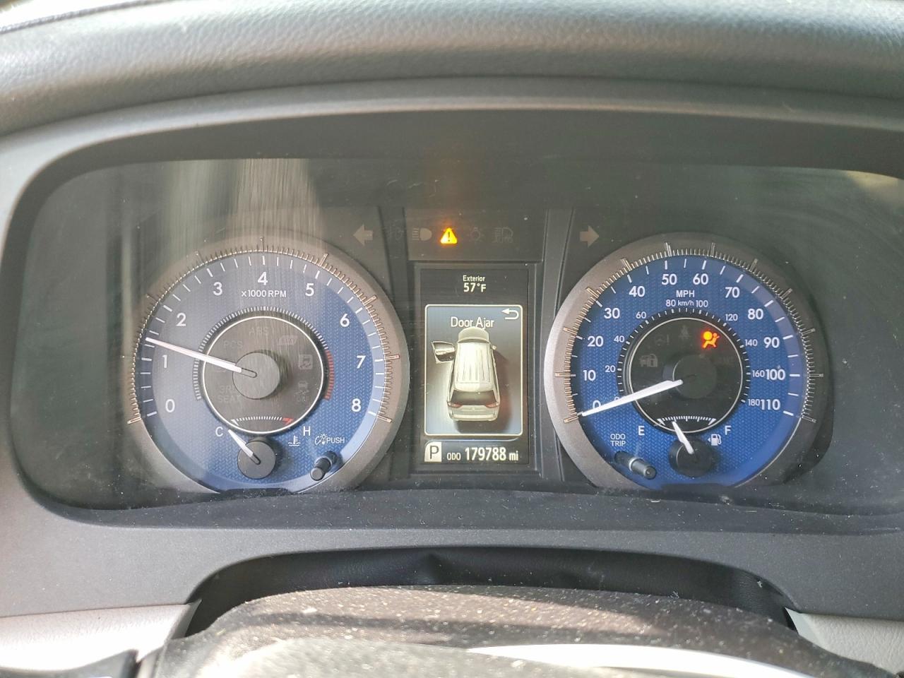 2015 TOYOTA SIENNA