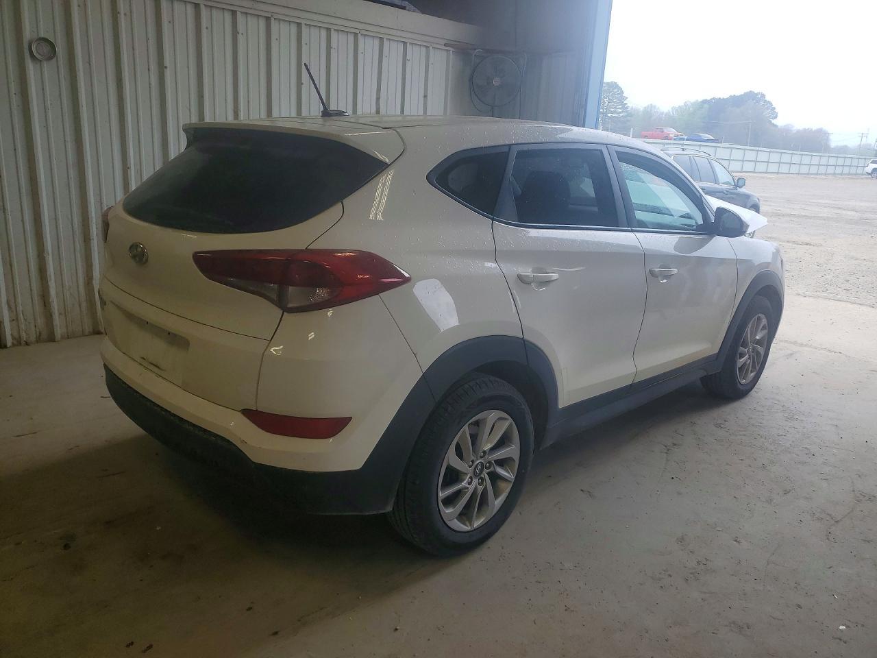 2017 HYUNDAI TUCSON