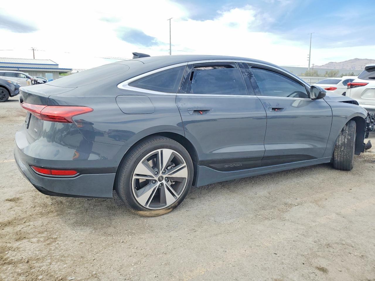 2025 AUDI A6