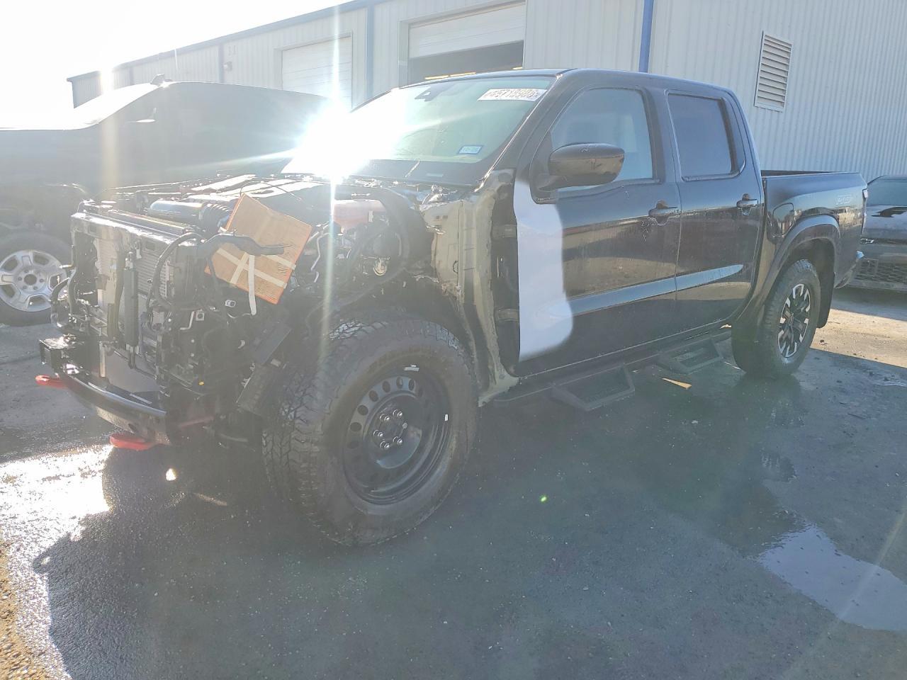 2024 NISSAN Frontier
