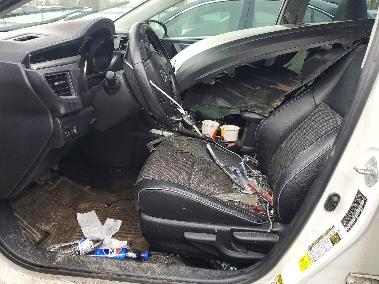 2015 TOYOTA COROLLA