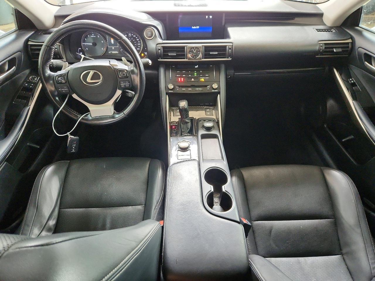 2018 LEXUS IS 300