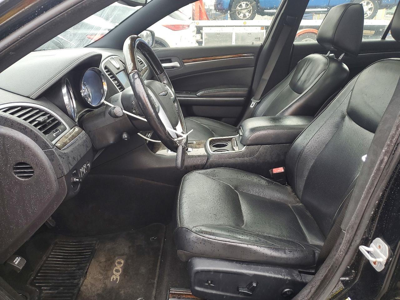 2012 CHRYSLER 300