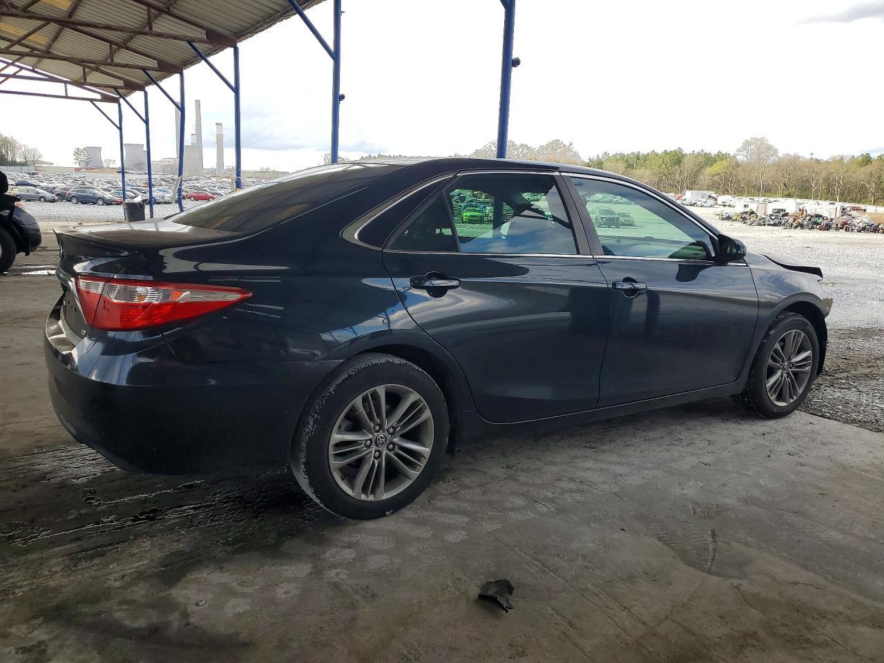 2015 TOYOTA CAMRY