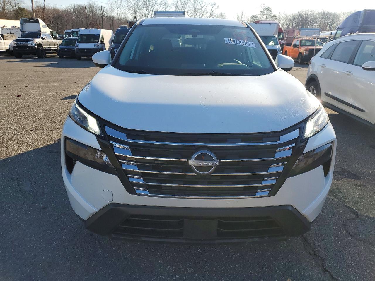 2025 NISSAN ROGUE