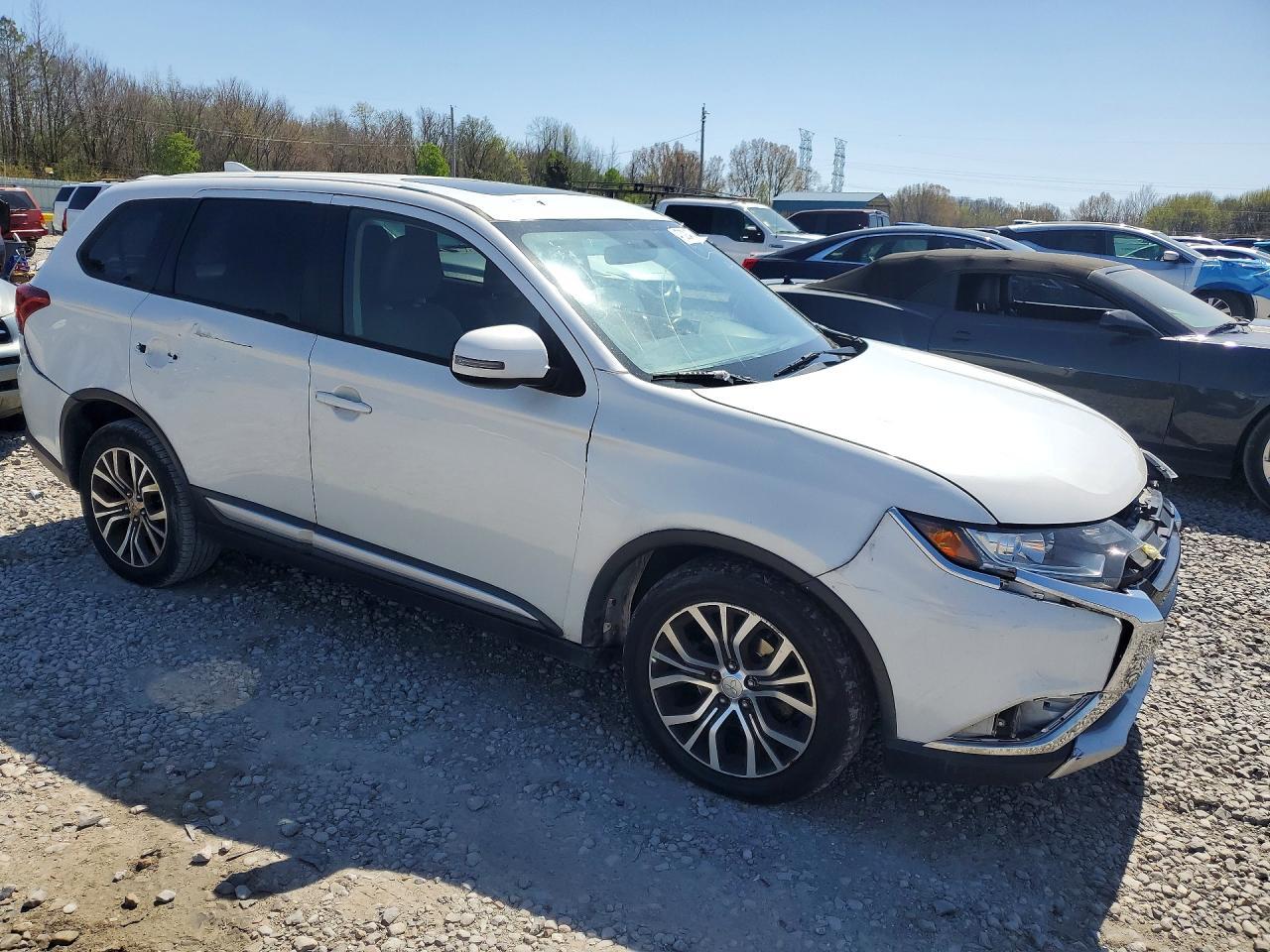 2018 MITSUBISHI outlander