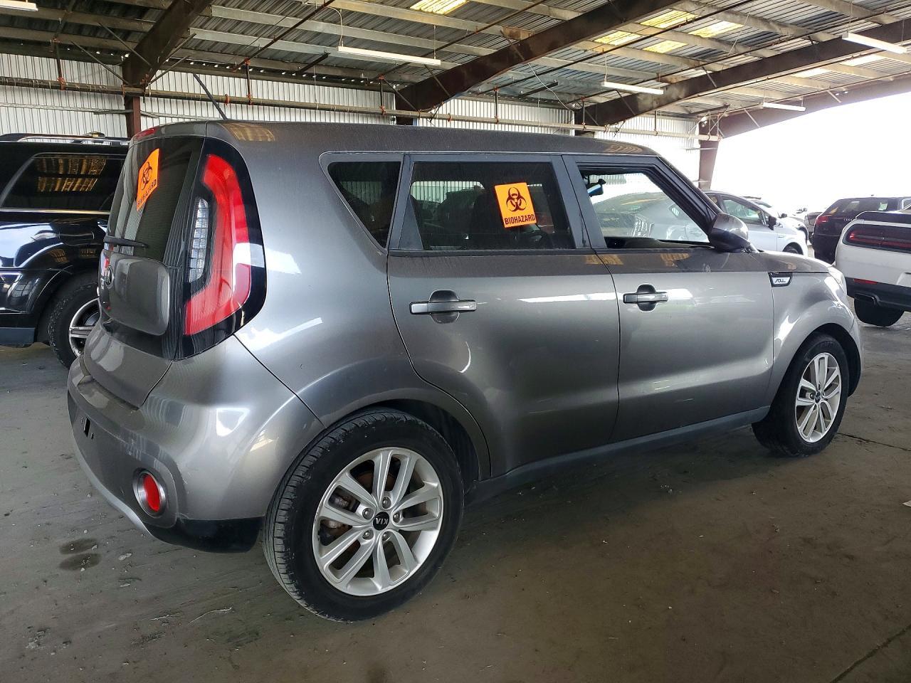 2017 KIA SOUL
