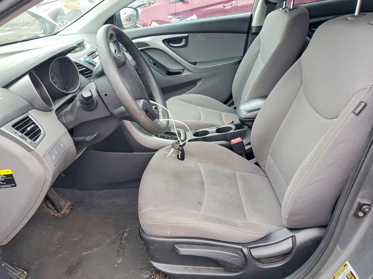 2016 HYUNDAI ELANTRA