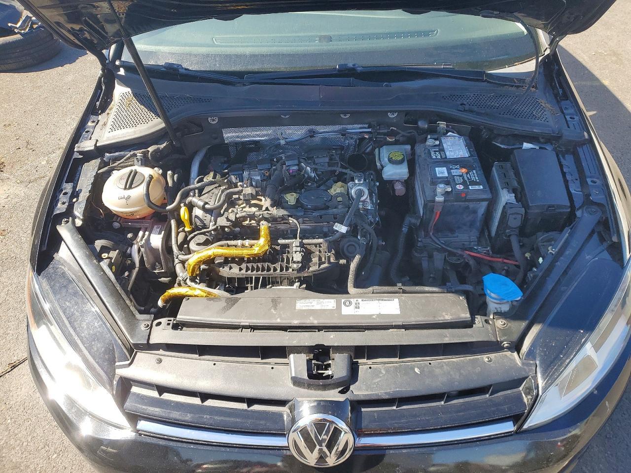 2015 VOLKSWAGEN GOLF