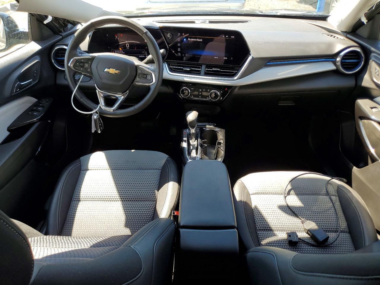 2025 CHEVROLET TRAX