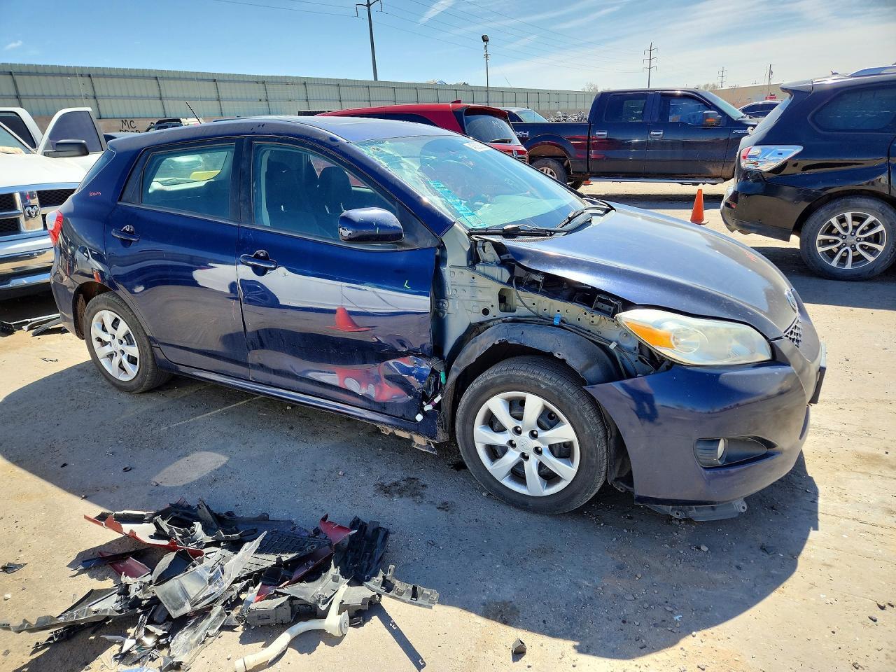 2013 TOYOTA MATRIX