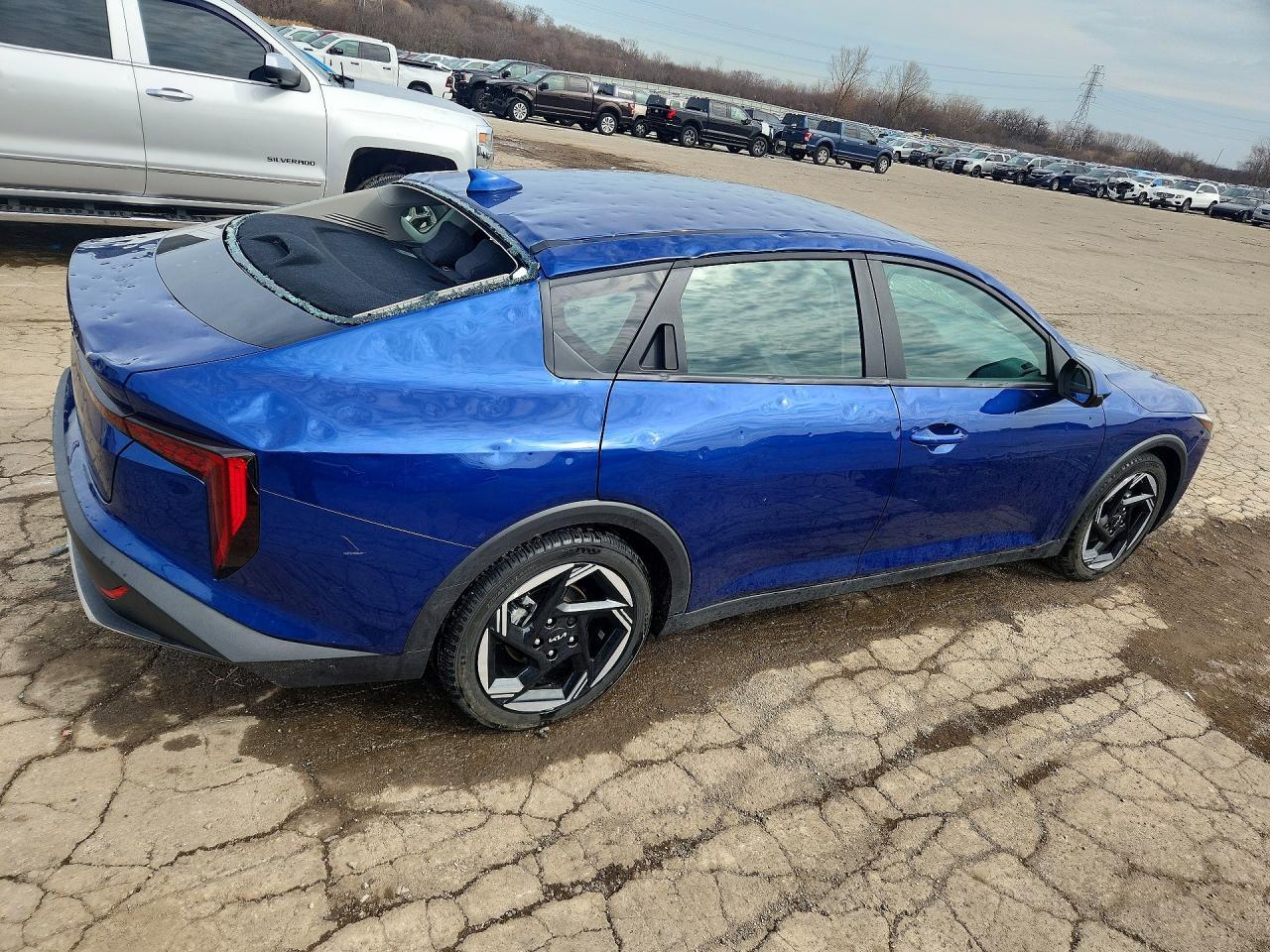 2025 KIA K4