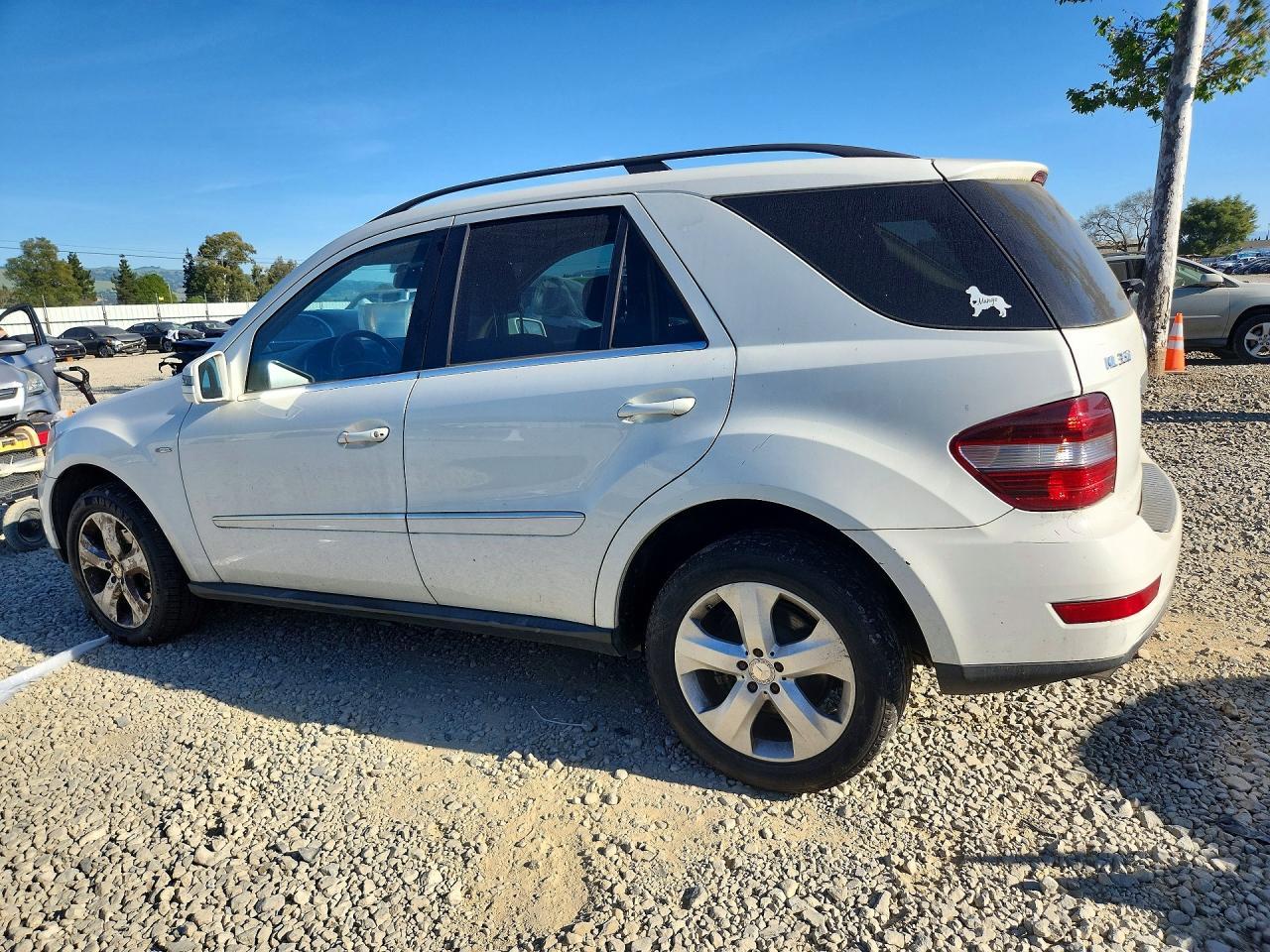 2011 MERCEDES-BENZ ML-Class