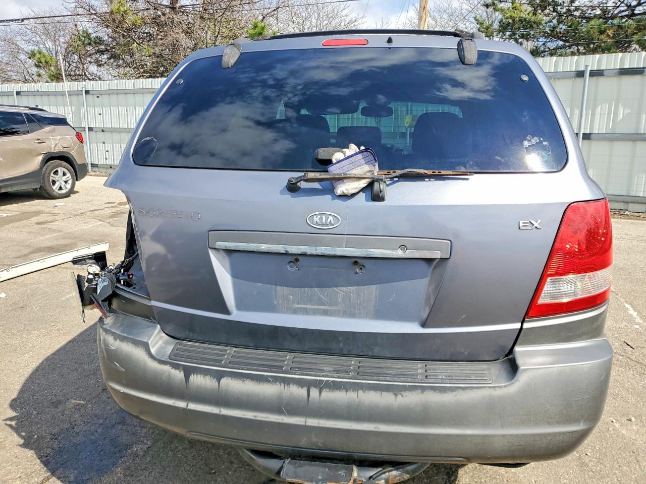2005 KIA SORENTO