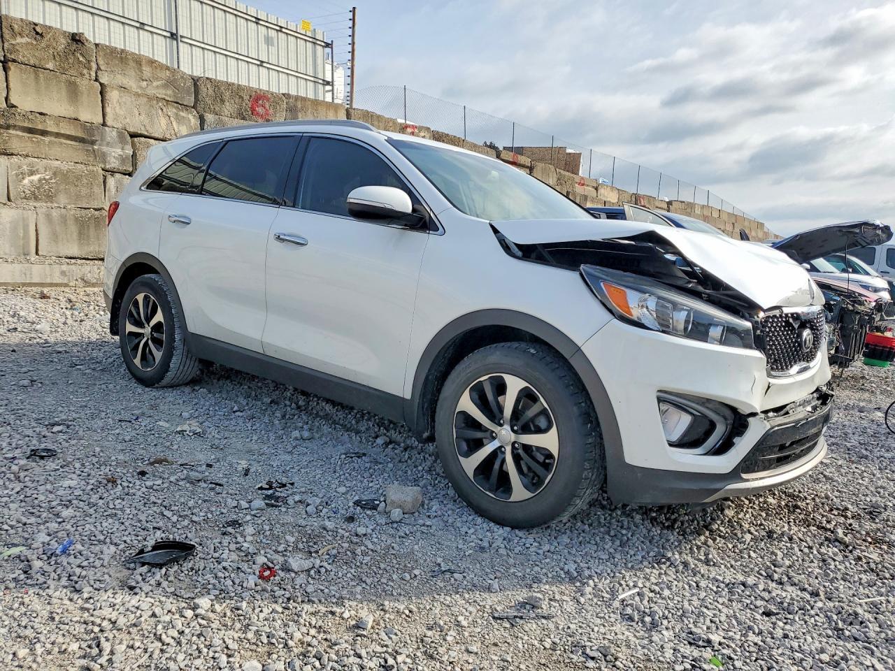 2017 KIA SORENTO