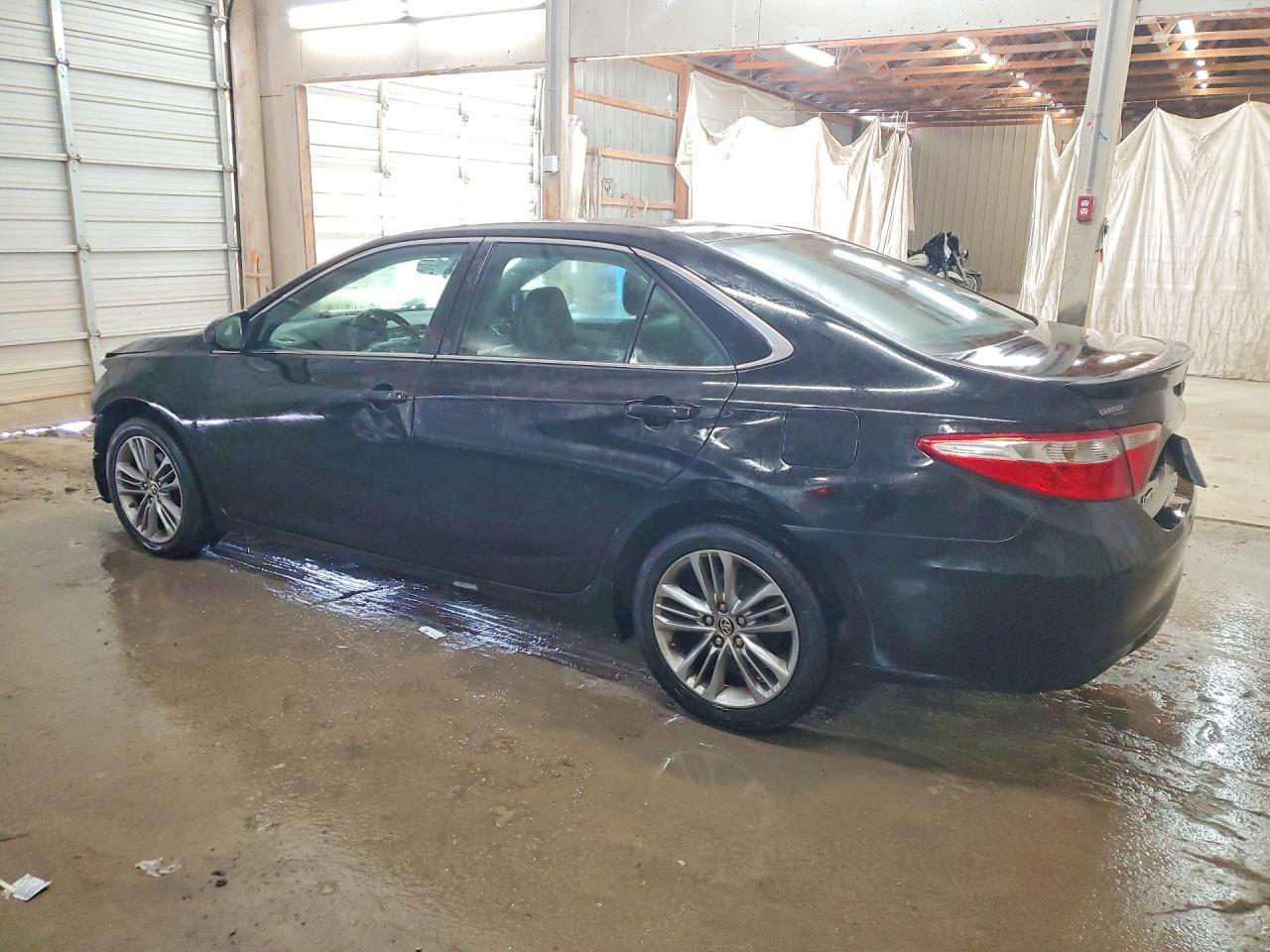 2015 TOYOTA CAMRY