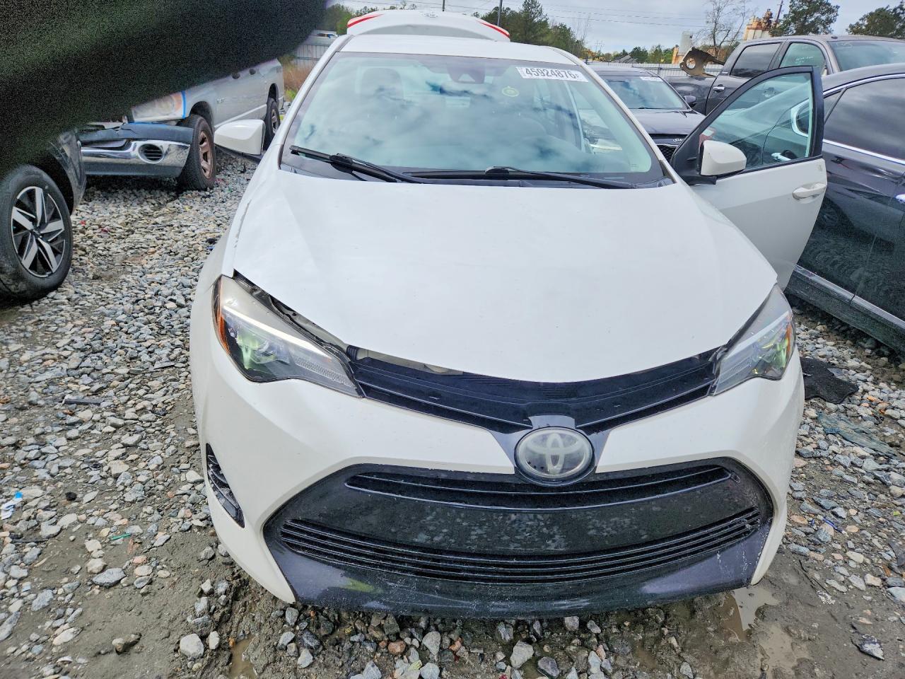 2017 TOYOTA COROLLA