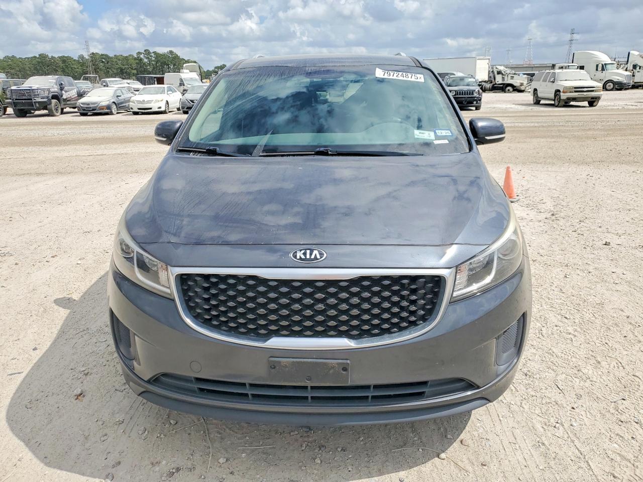 2016 KIA SEDONA