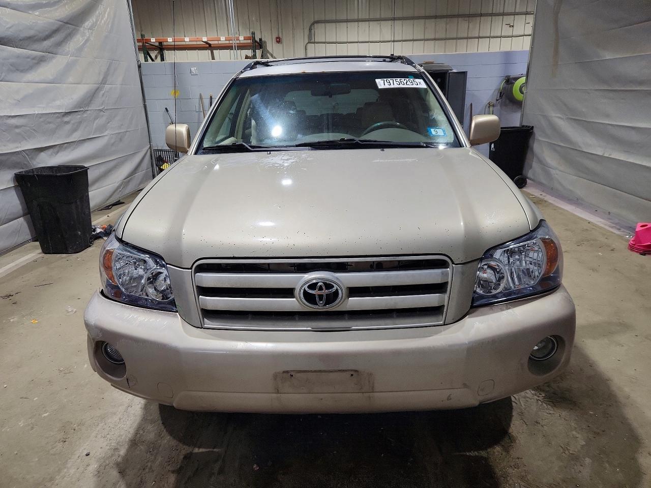 2006 TOYOTA HIGHLANDER