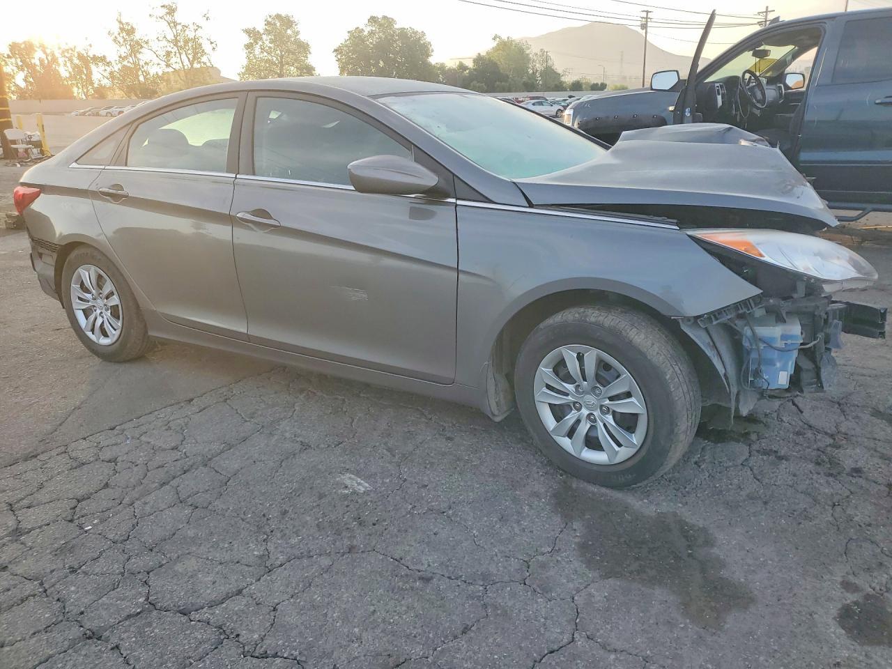 2012 HYUNDAI SONATA