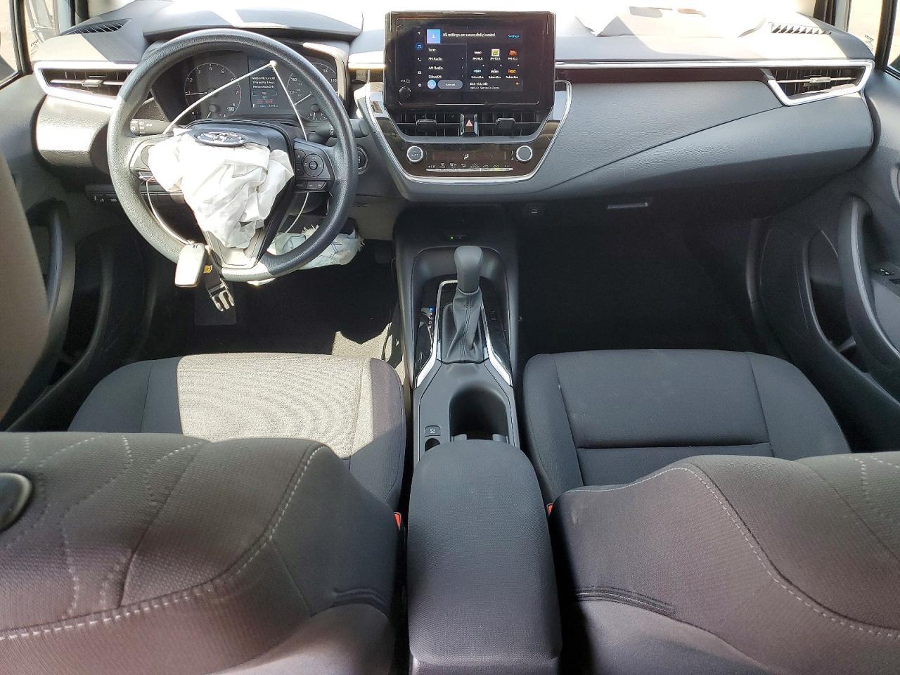 2025 TOYOTA COROLLA