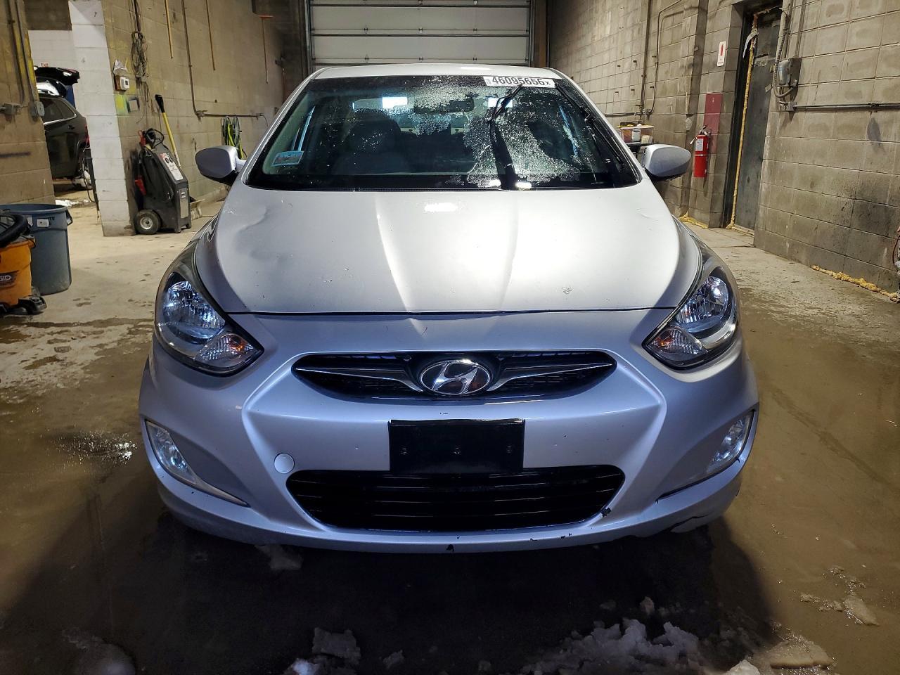 2012 HYUNDAI ACCENT