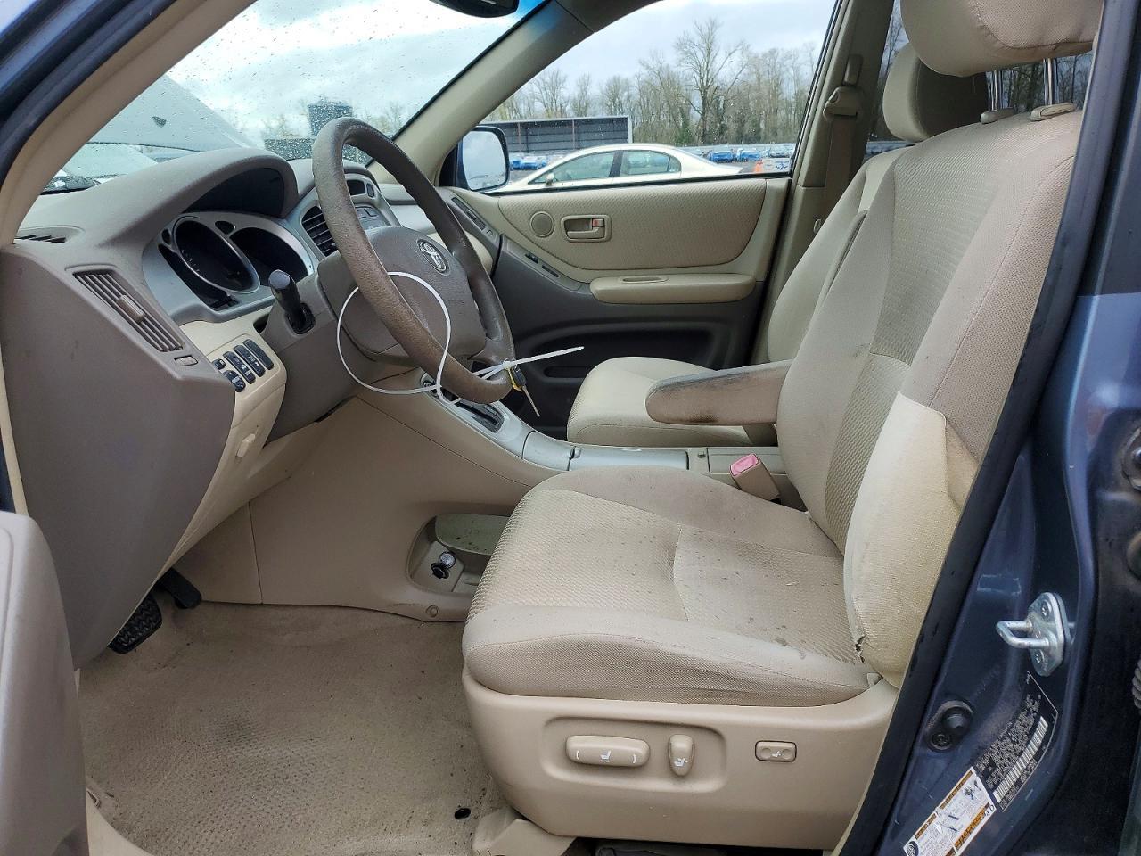 2005 TOYOTA HIGHLANDER