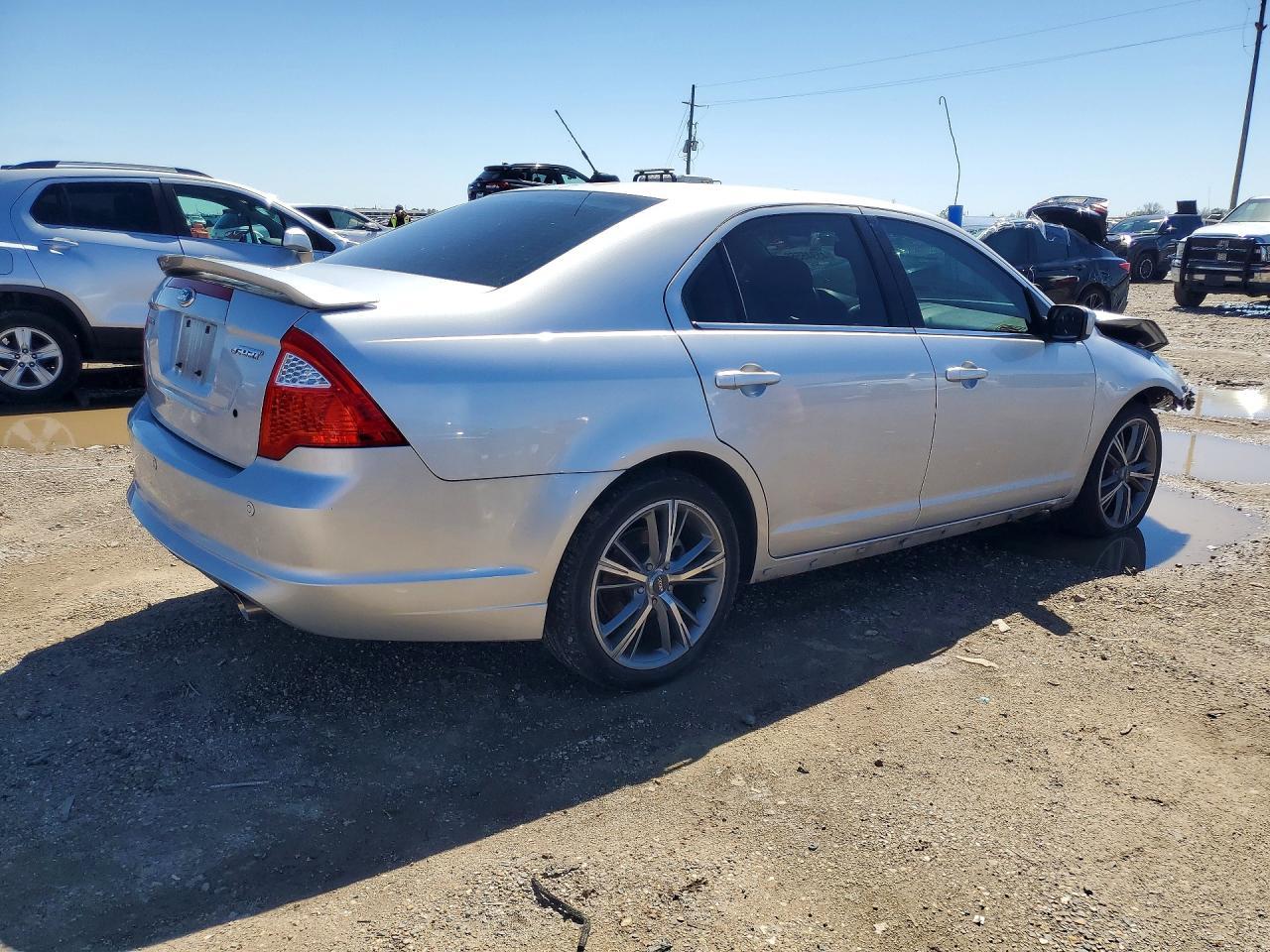 2011 FORD FUSION