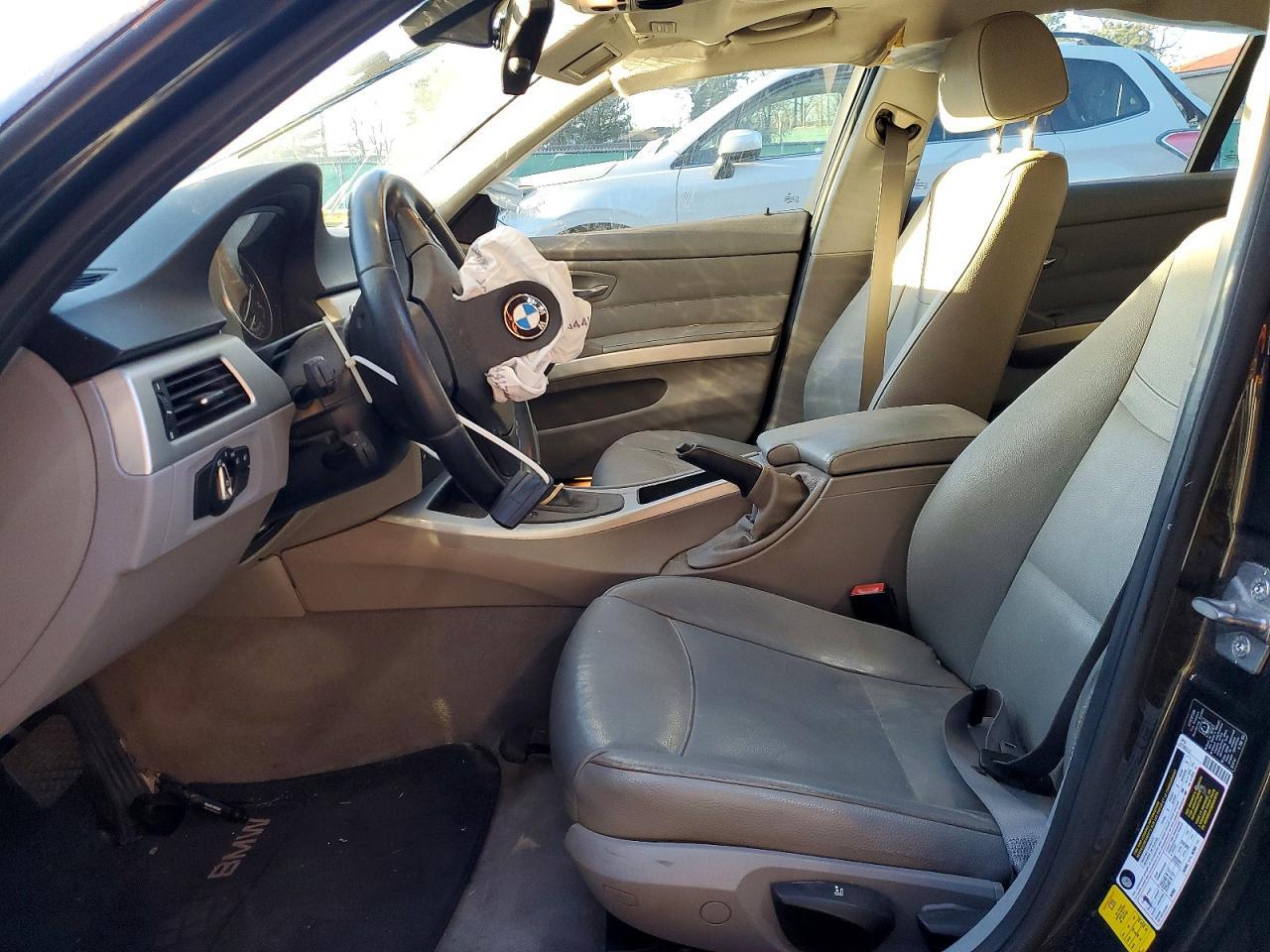 2011 BMW 3 SERIES