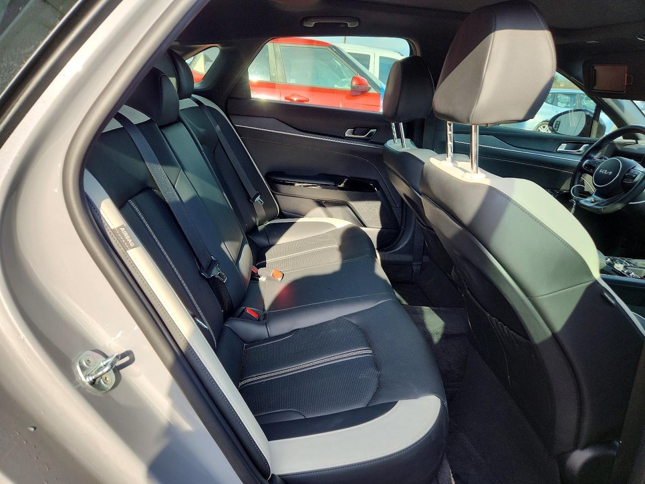 2025 KIA K5