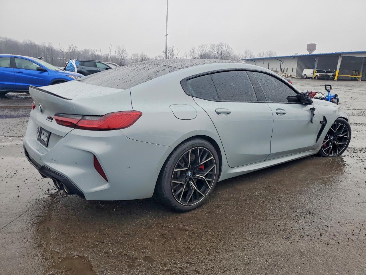 2025 BMW M8