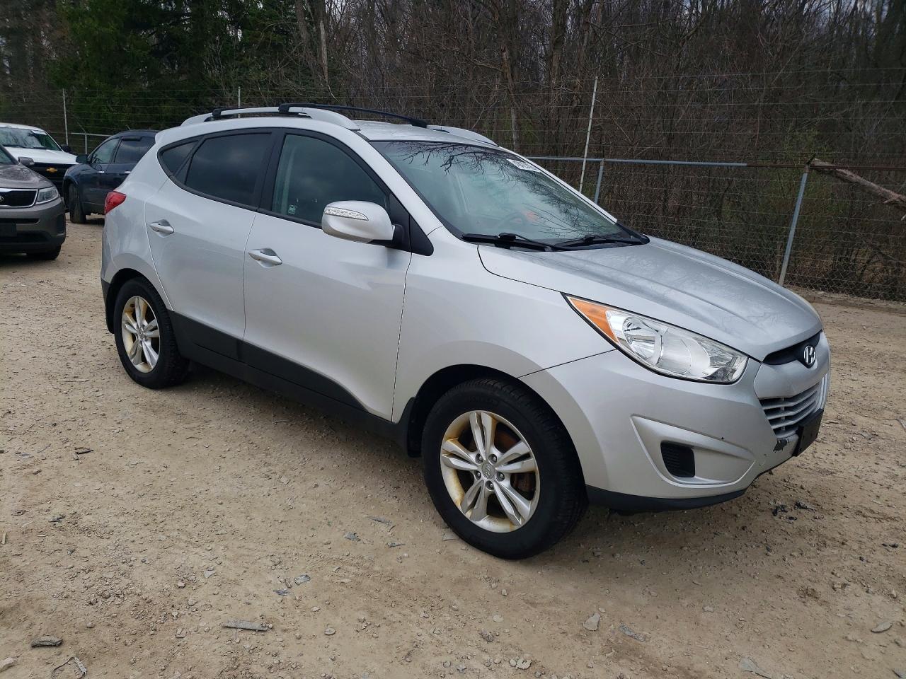 2012 HYUNDAI TUCSON