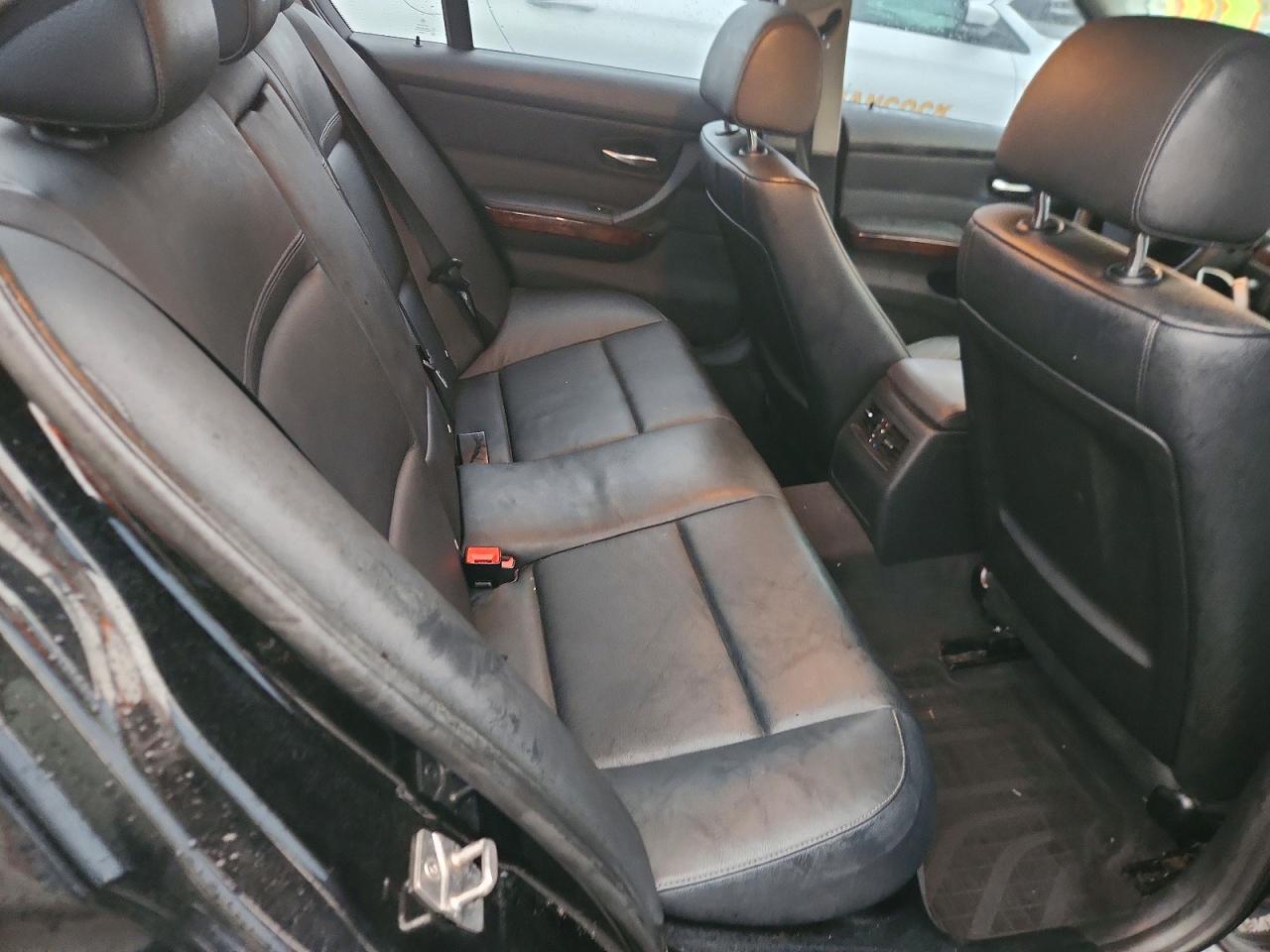 2011 BMW 3 SERIES