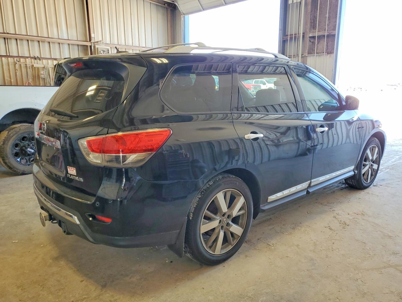 2014 NISSAN PATHFINDER