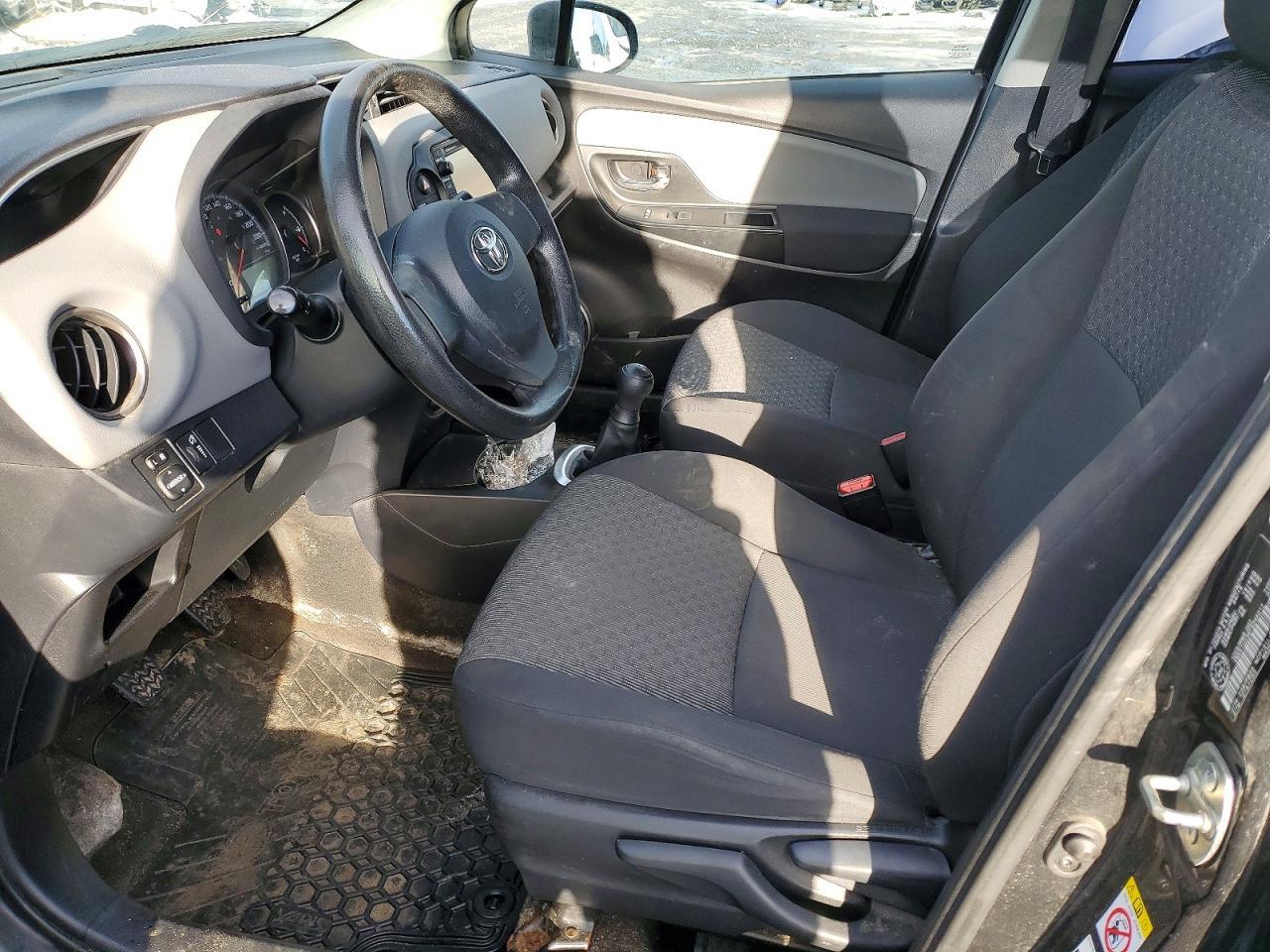 2015 TOYOTA YARIS