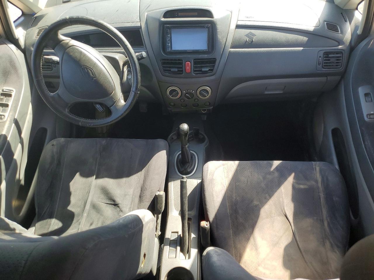 2004 SUZUKI Aerio