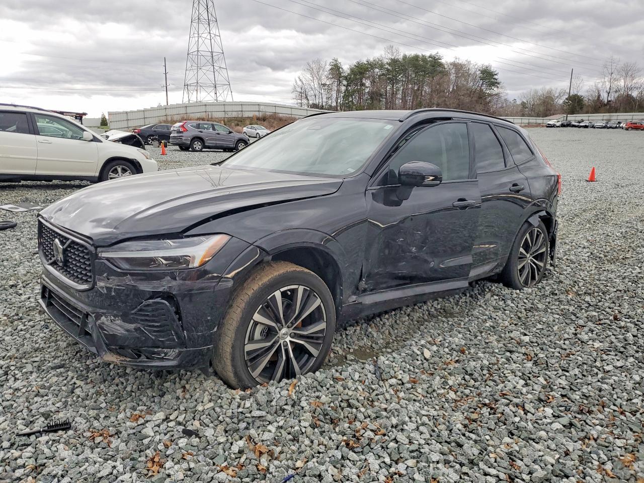 2023 VOLVO XC60