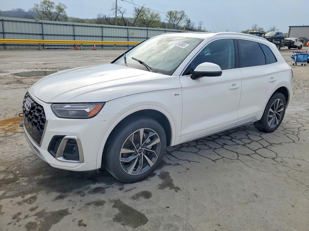 2023 AUDI Q5