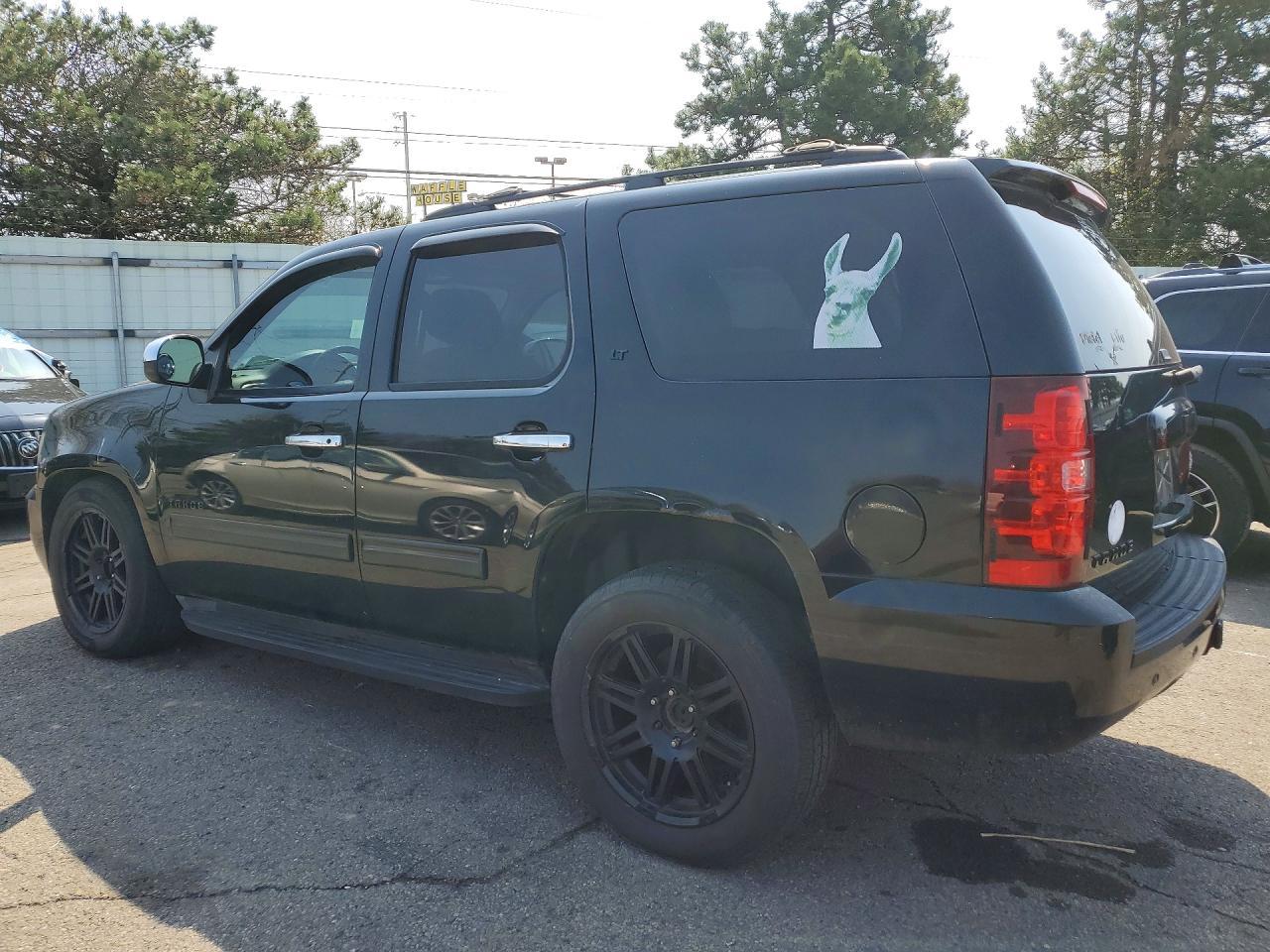 2011 CHEVROLET Tahoe