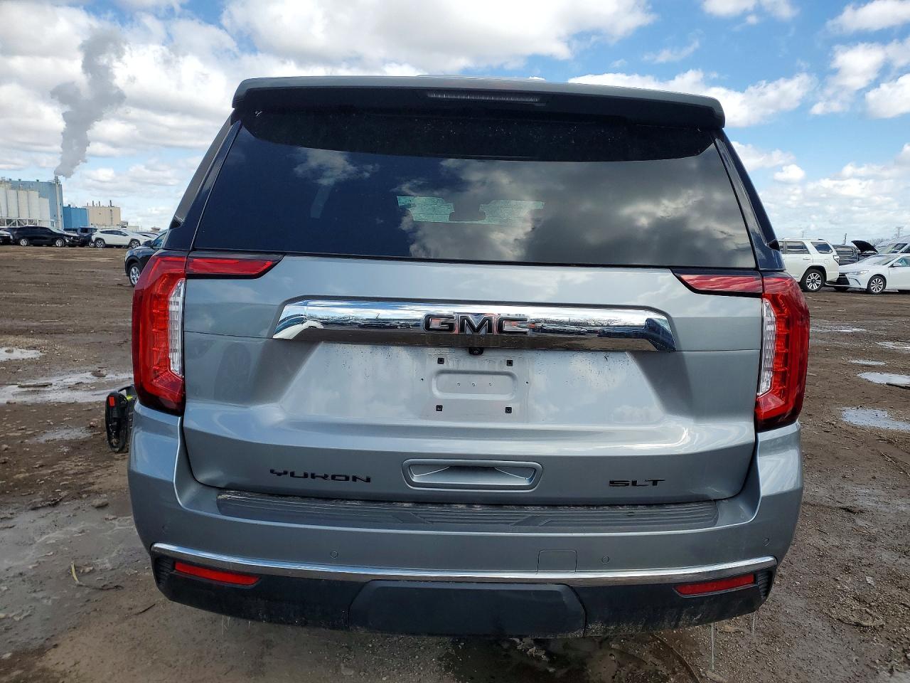 2023 GMC Yukon