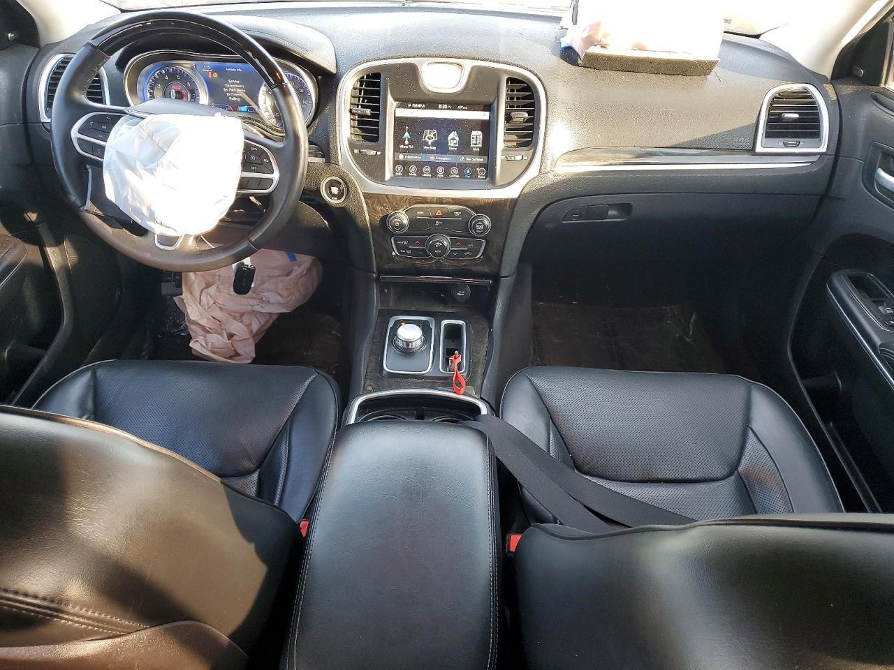 2017 CHRYSLER 300