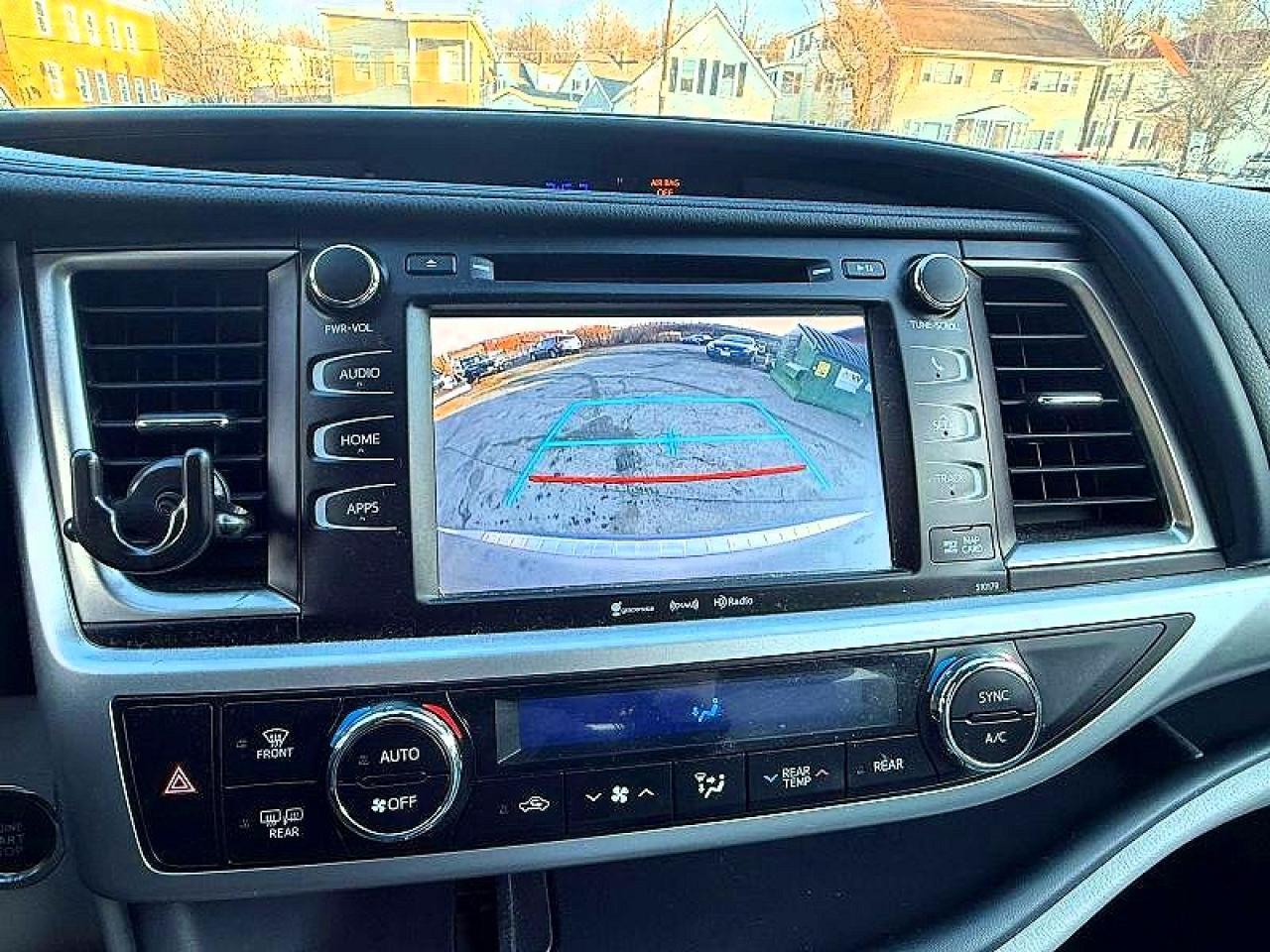 2017 TOYOTA HIGHLANDER
