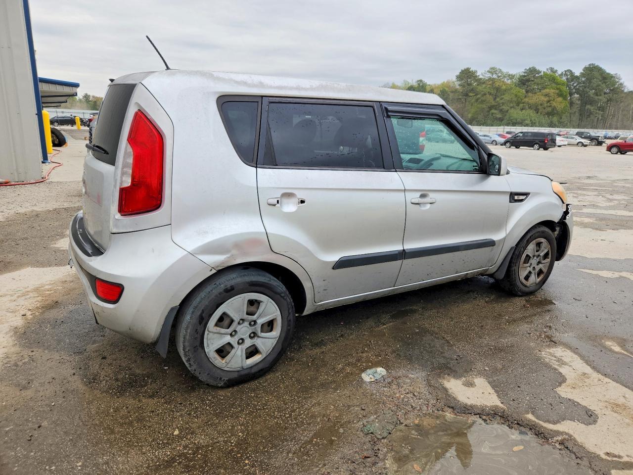 2013 KIA SOUL