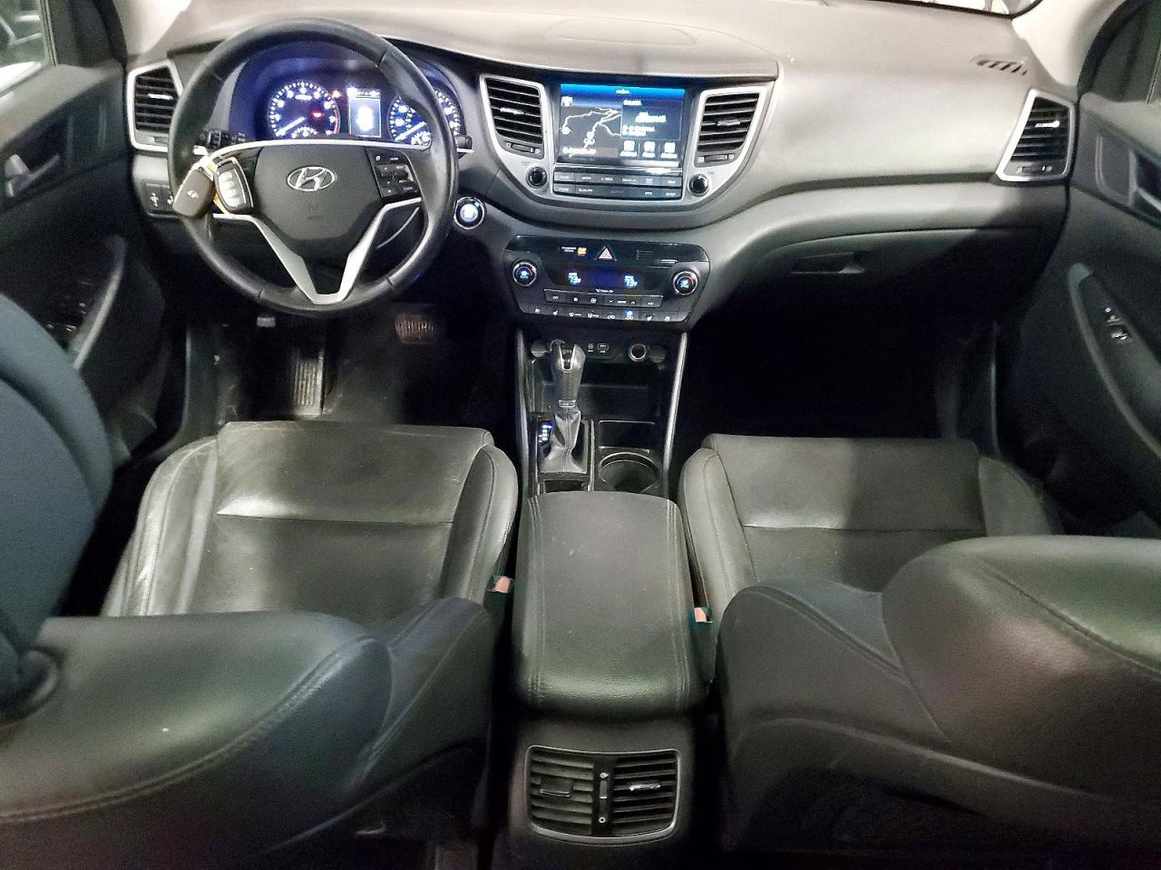 2016 HYUNDAI TUCSON